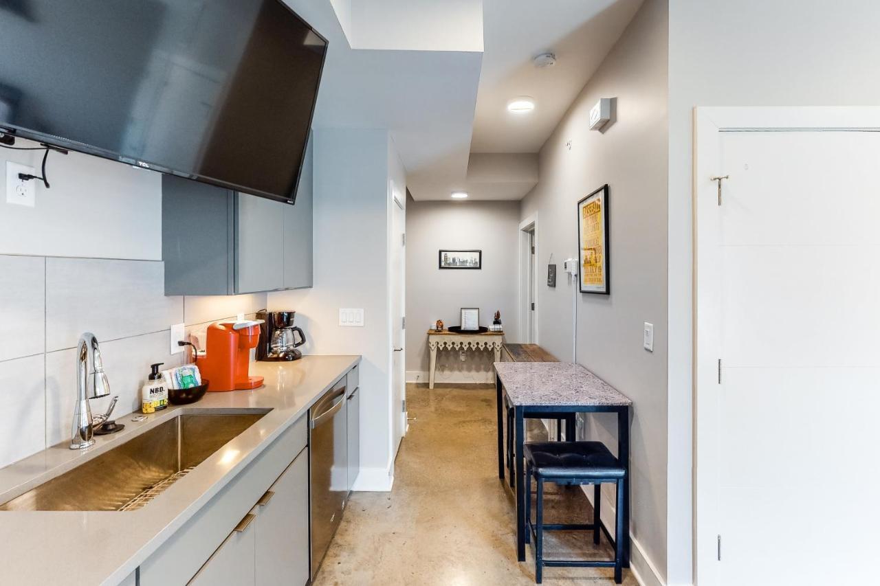 Appartement Music City Modern à Nashville Extérieur photo